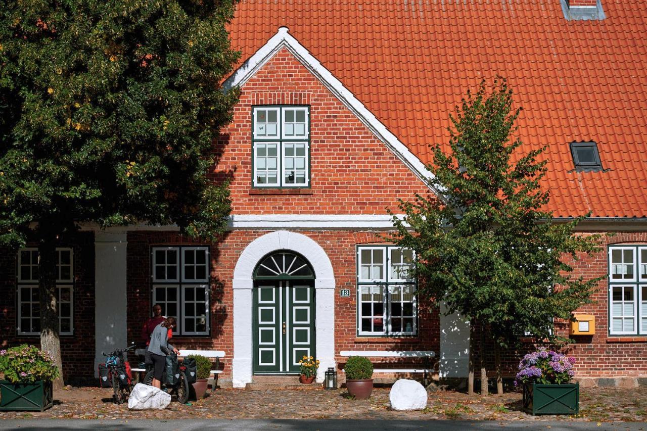 Hotel Ole Liese Panker ภายนอก รูปภาพ