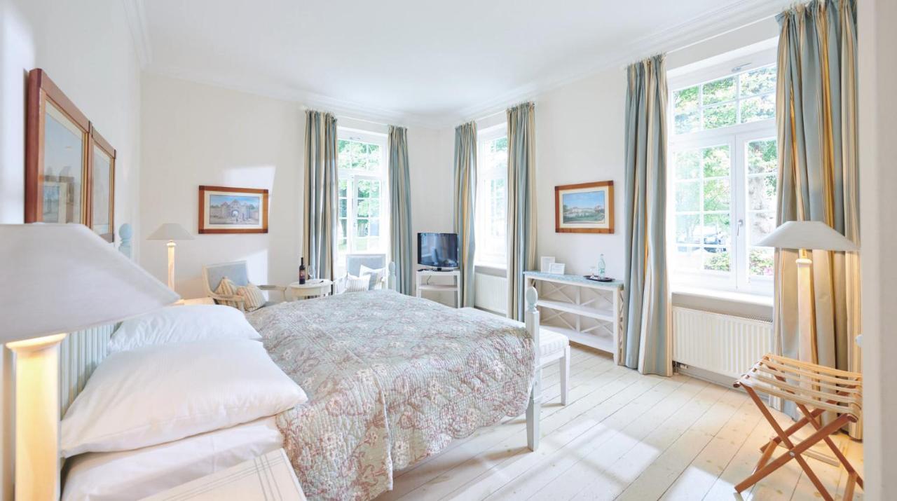 Hotel Ole Liese Panker ภายนอก รูปภาพ