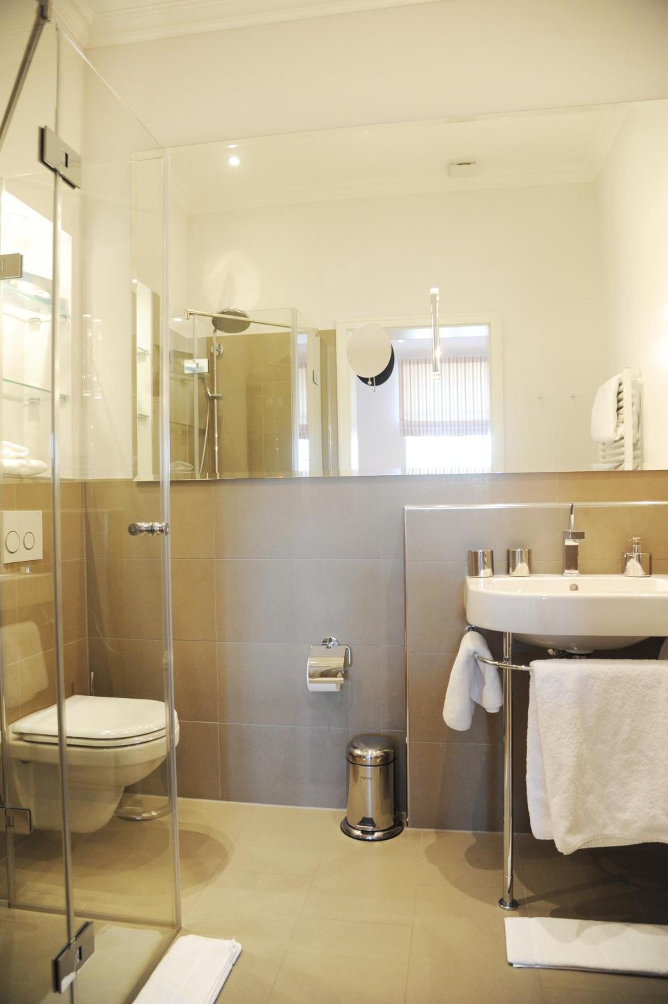 Hotel Ole Liese Panker ภายนอก รูปภาพ