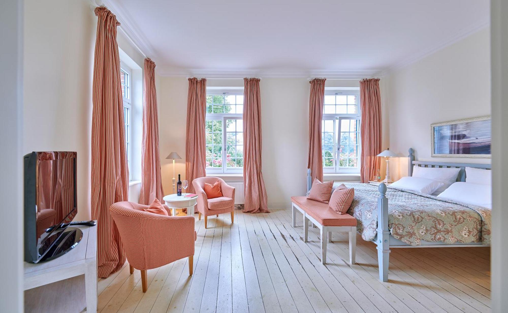 Hotel Ole Liese Panker ภายนอก รูปภาพ